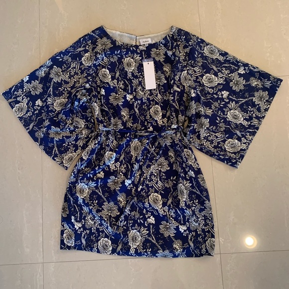 Mini dress - Picture 2 of 4